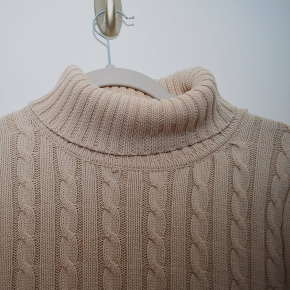 LL Bean Turtle Neck Cable Knit Womens Pullover Sweater Size M Medium Cream Ivory - Picture 3 of 8